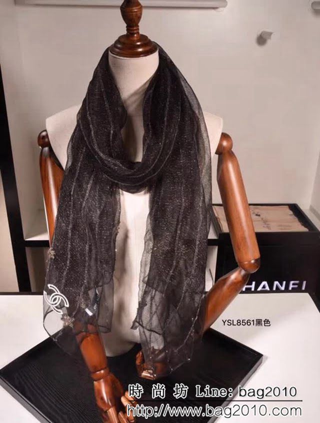 CHANEL香奈兒 2018秋冬專櫃刺繡真絲羊毛長圍巾 YSM1861 LLWJ6167